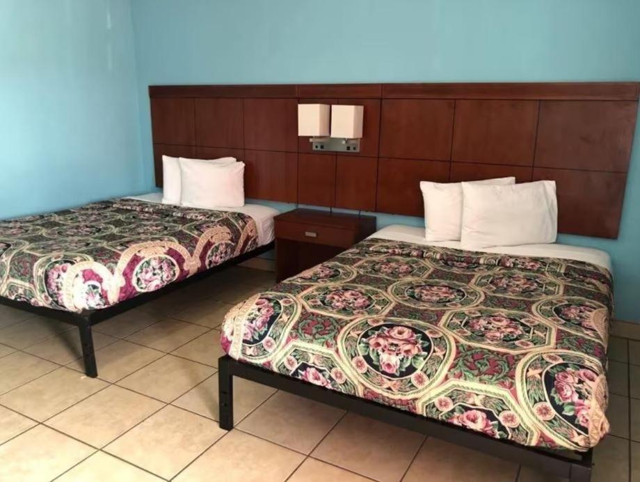 Economy Suites Winter Haven Eksteriør billede
